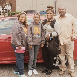 Meet your Posher, Antonio